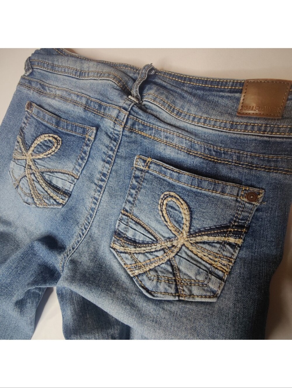 Wallflower Women's Blue Denim Jeans - Picture 8 of 8